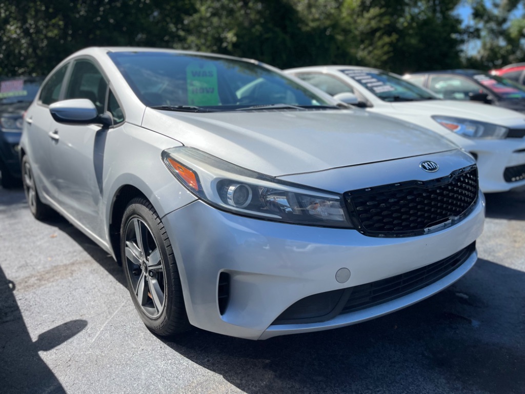 2018 Kia FORTE LX's photo
